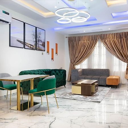 God'S Touch Apartments Remi Fani Kayode Gra. Ikeja Extérieur photo