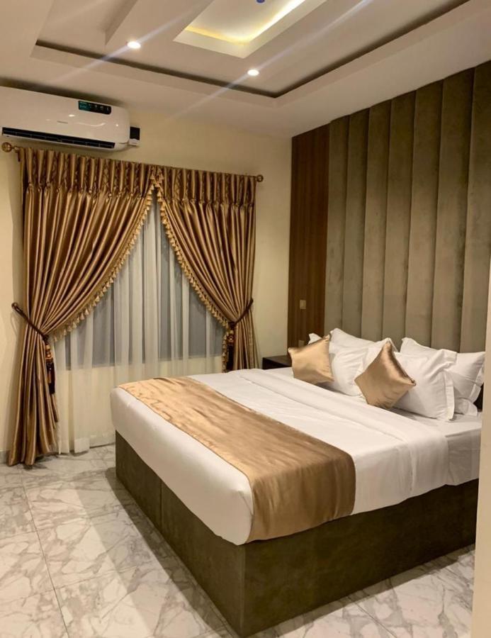 God'S Touch Apartments Remi Fani Kayode Gra. Ikeja Extérieur photo