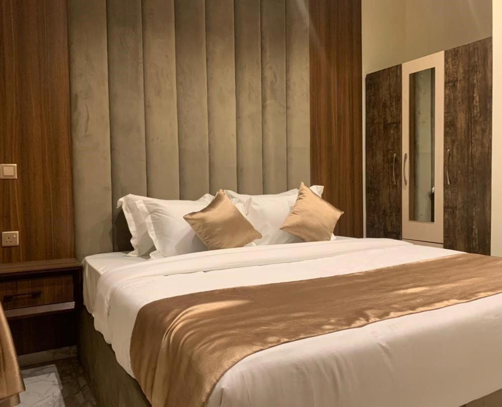 God'S Touch Apartments Remi Fani Kayode Gra. Ikeja Extérieur photo