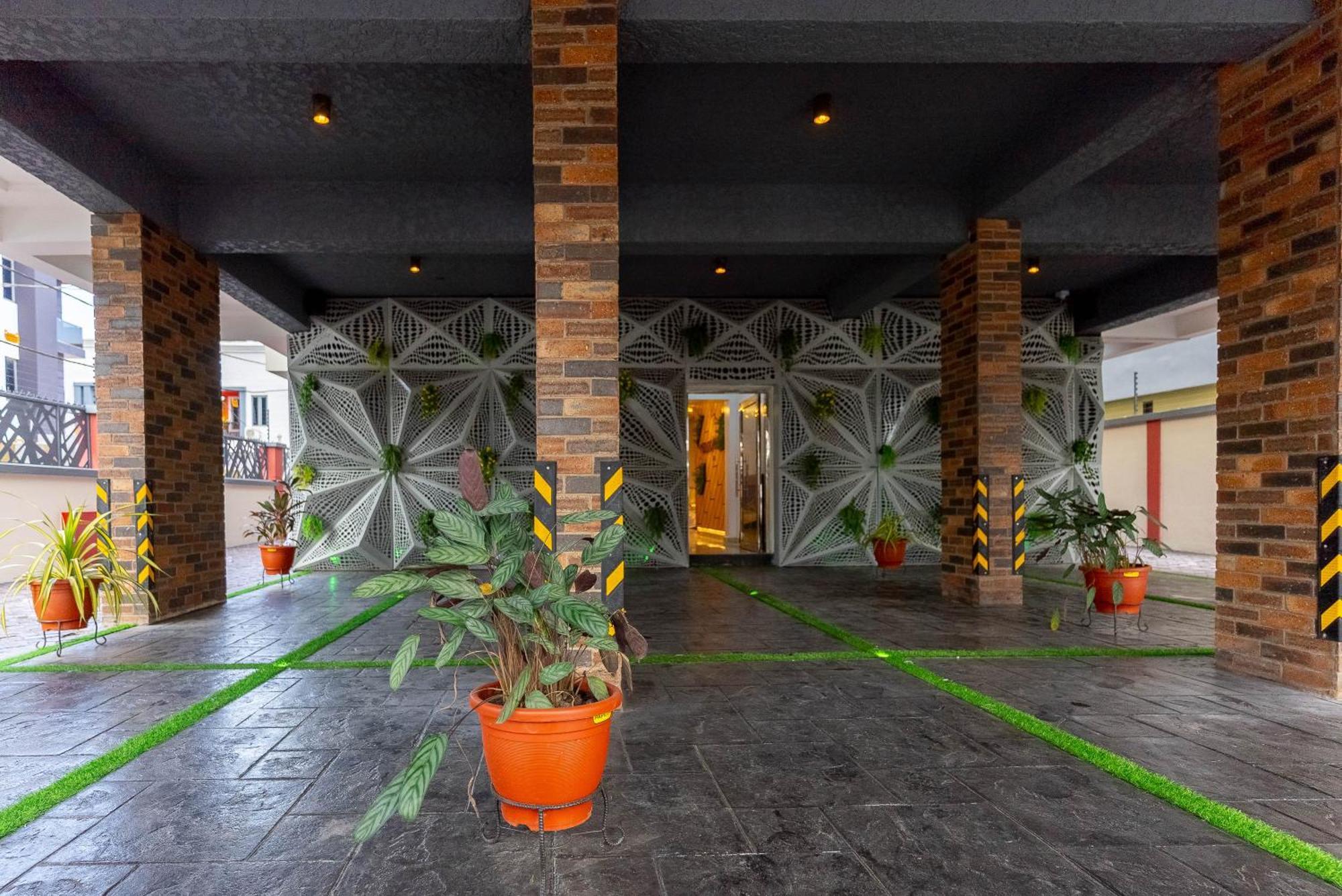 God'S Touch Apartments Remi Fani Kayode Gra. Ikeja Extérieur photo